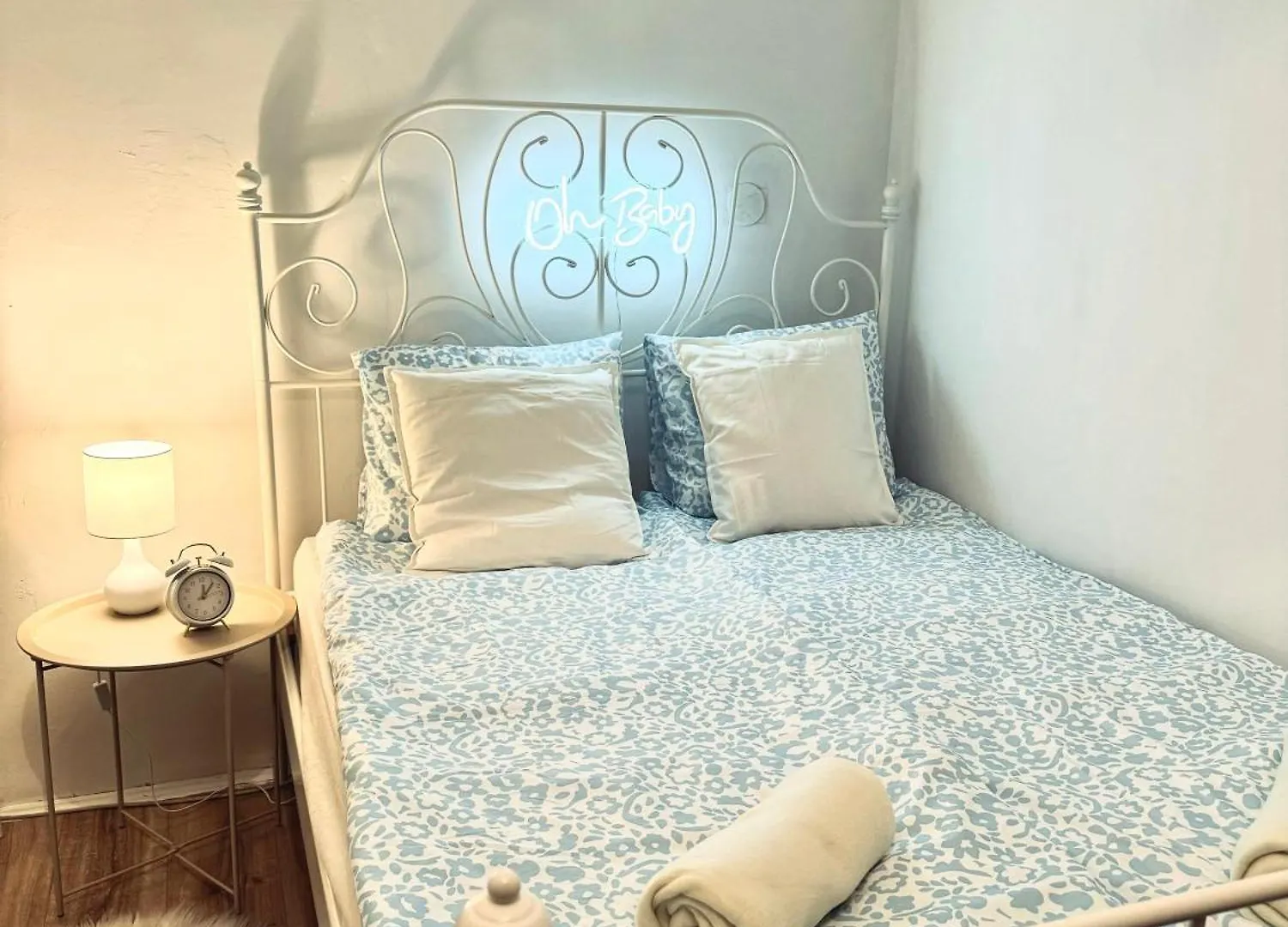 Cosy Central Hideaway Boedapest